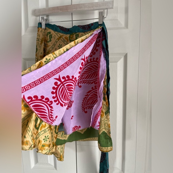 NWT-Sz.Regular-💯% Reclaimed Reversible Silk Sari Skirt- No Two are alike - Picture 10 of 10